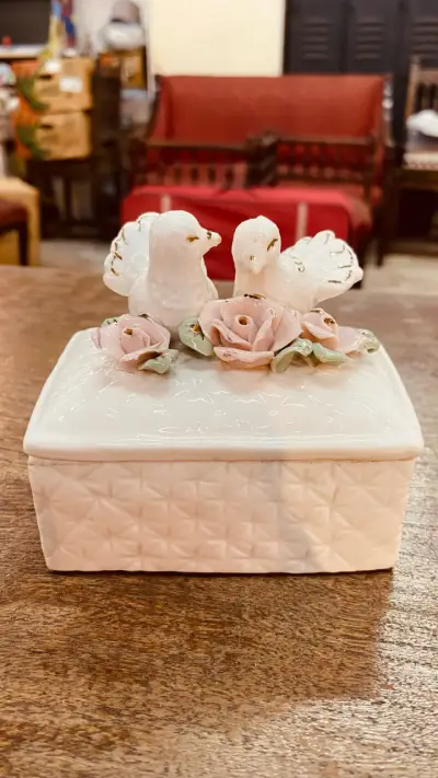Caja decorativa porcelana pajaritos - miniatura 1