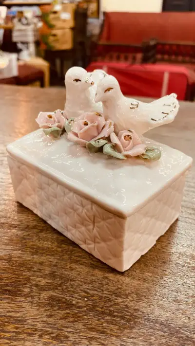 Caja decorativa porcelana pajaritos - miniatura 2