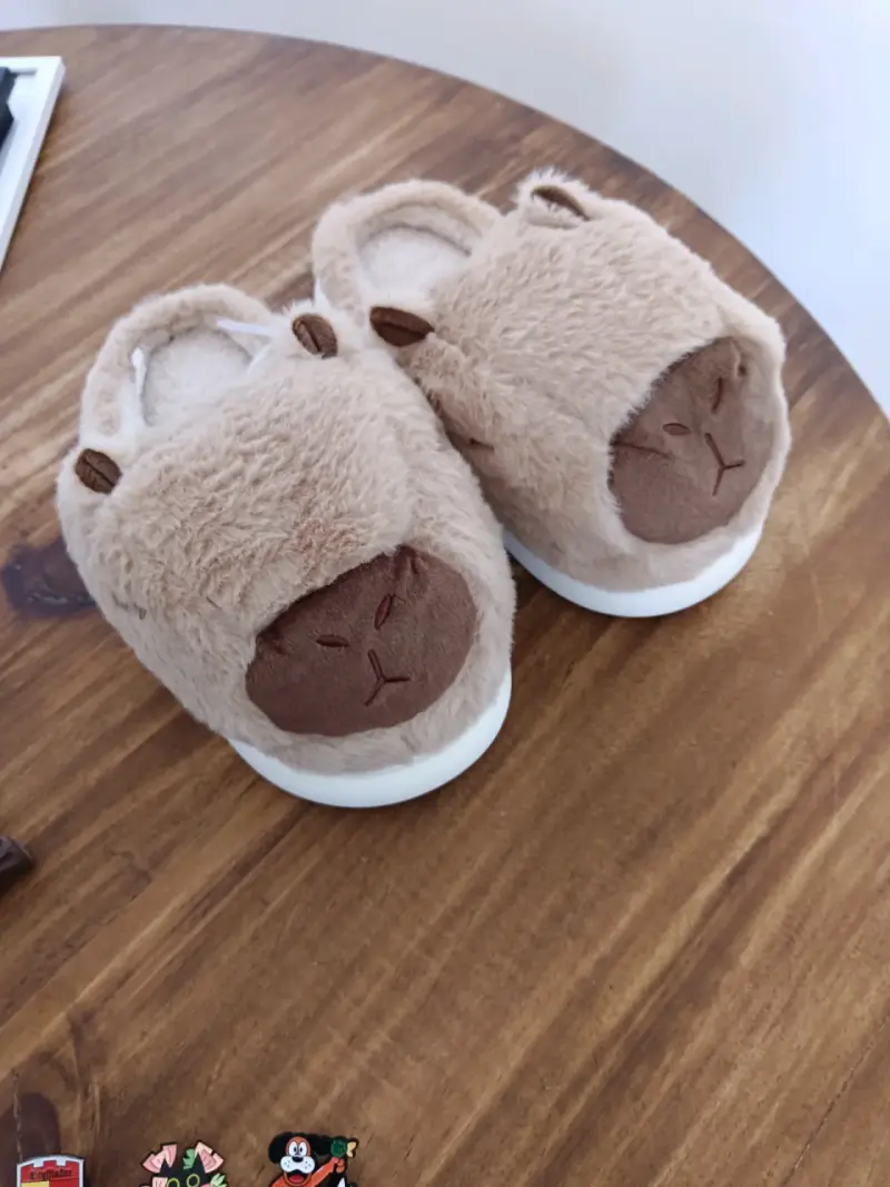 Pantuflas Capibara Adulto