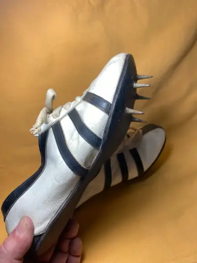 Zapatillas atléticas con clavos - miniatura 1