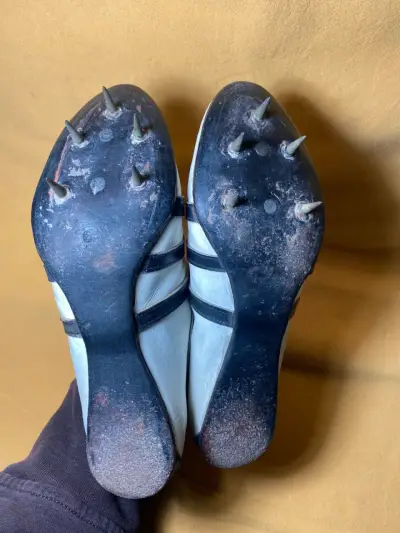 Zapatillas atléticas con clavos - miniatura 2