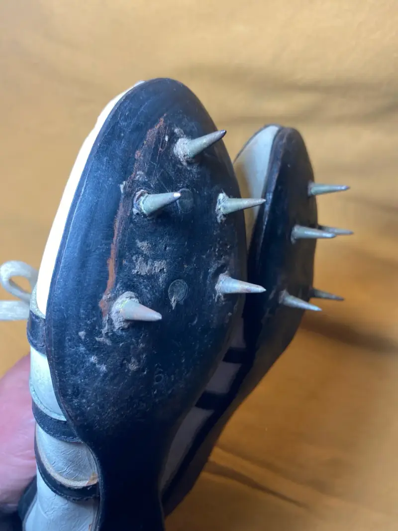 Zapatillas atléticas con clavos - 6