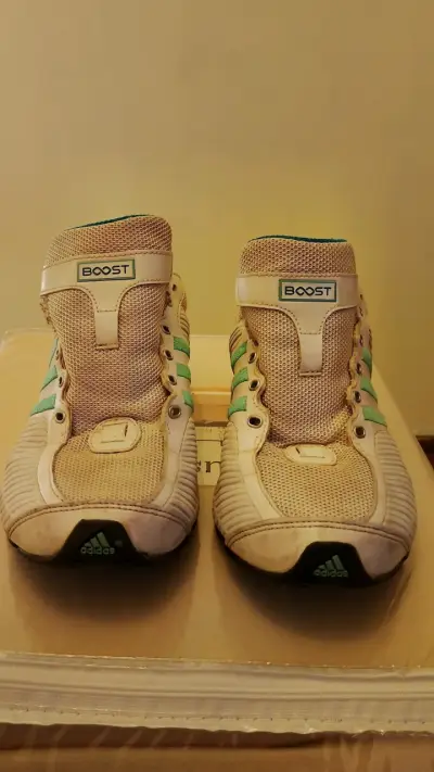 Zapatillas Adidas Boost Blancas - miniatura 1