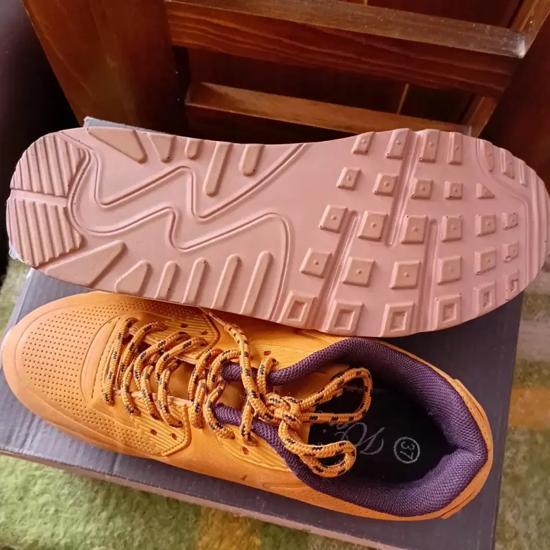 Zapatillas deportivas color miel - 3