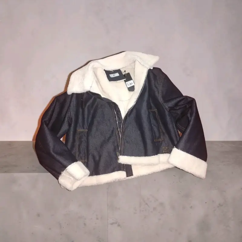 Chaqueta de mezclilla aviadora