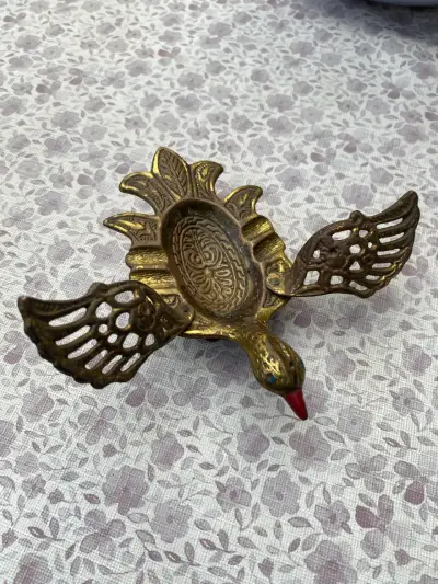 Antiguo cenicero bronce forma de ave - miniatura 1