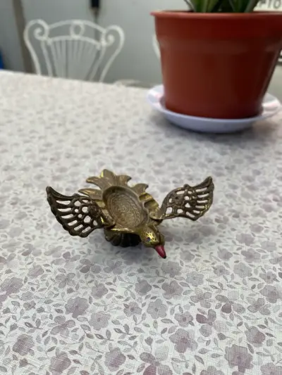 Antiguo cenicero bronce forma de ave - miniatura 4
