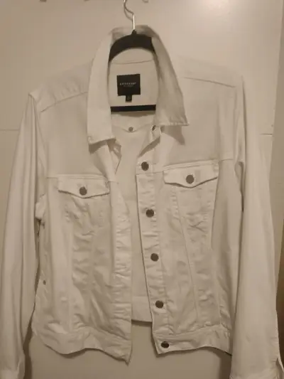 Chaqueta blanca de mezclilla - miniatura 3