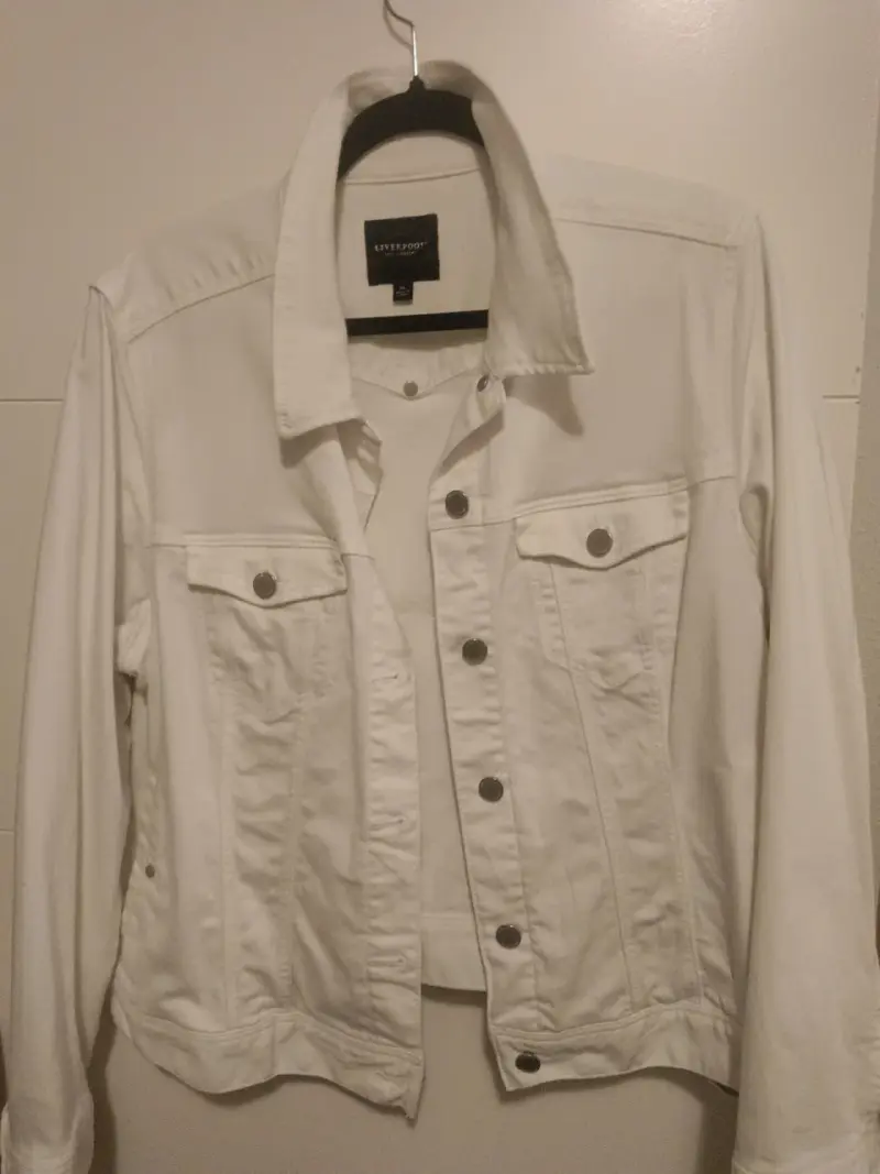Chaqueta blanca de mezclilla - 4