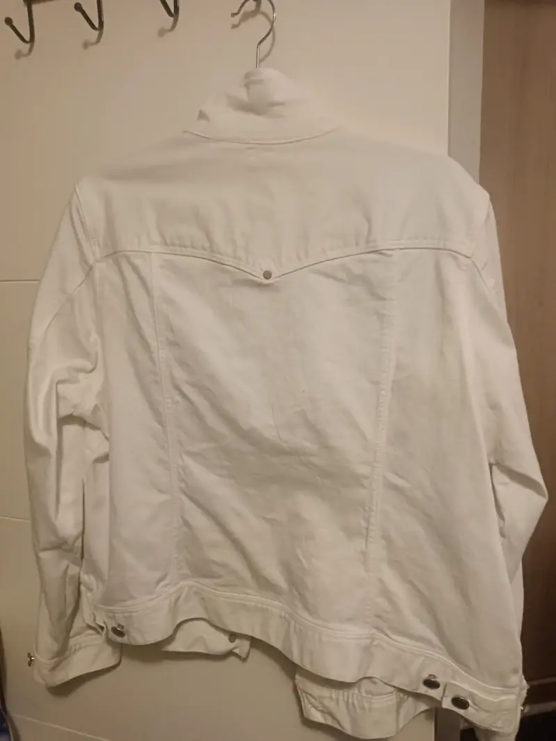 Chaqueta blanca de mezclilla - 5