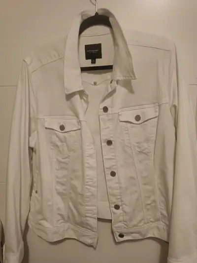 Chaqueta blanca de mezclilla - miniatura 6