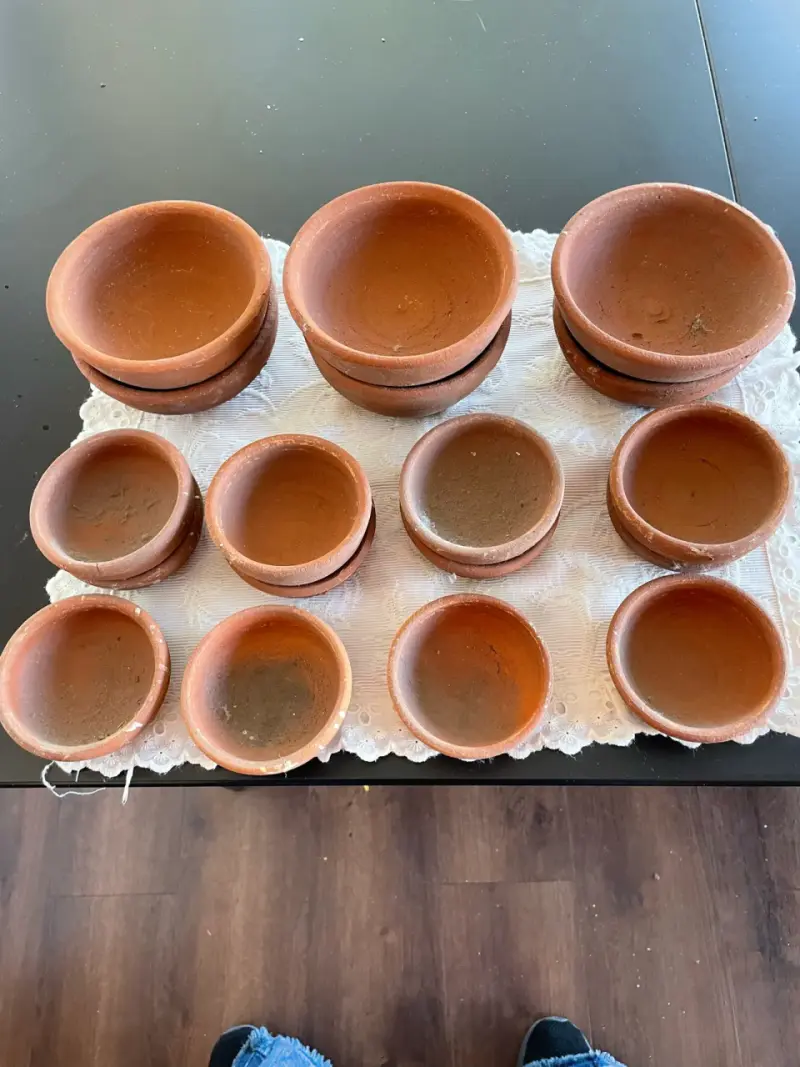 Set de pocillos de greda - 5