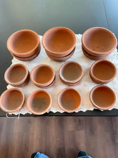 Set de  pocillos  de greda - miniatura 5