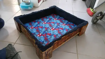 Cama para mascota de madera - miniatura 2
