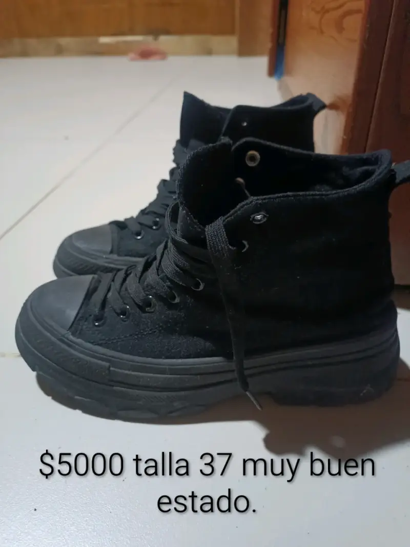 Zapatillas negras de lona
