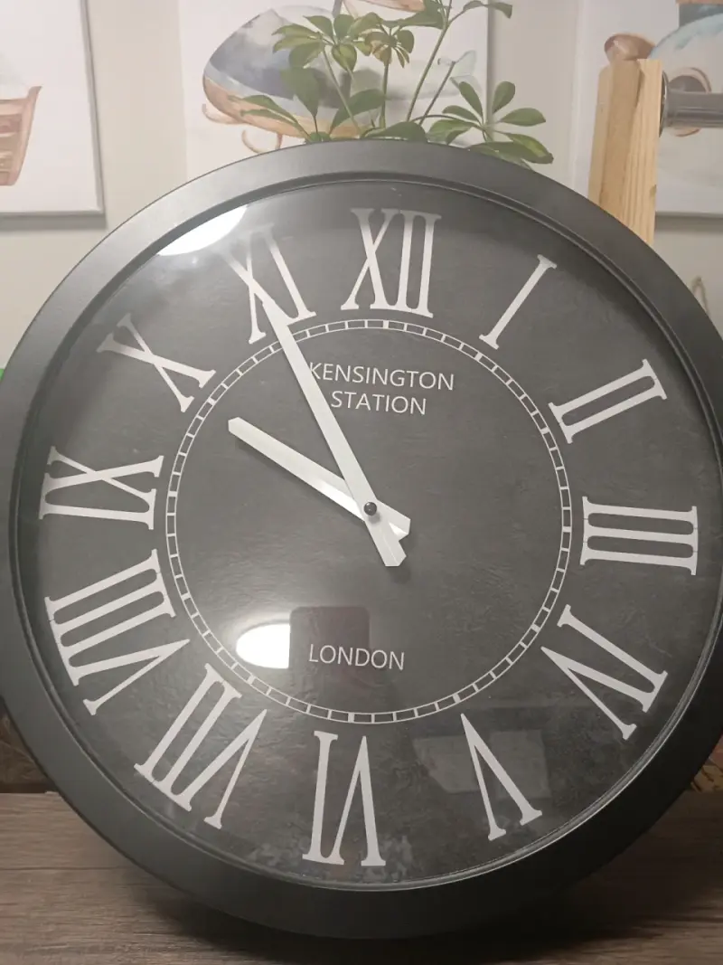 Reloj de pared estilo clásico - 5