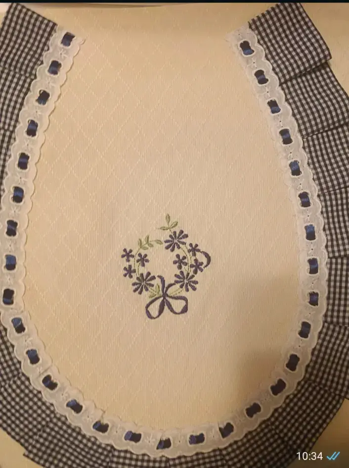 Juego de baño bordado con flores azules - 4