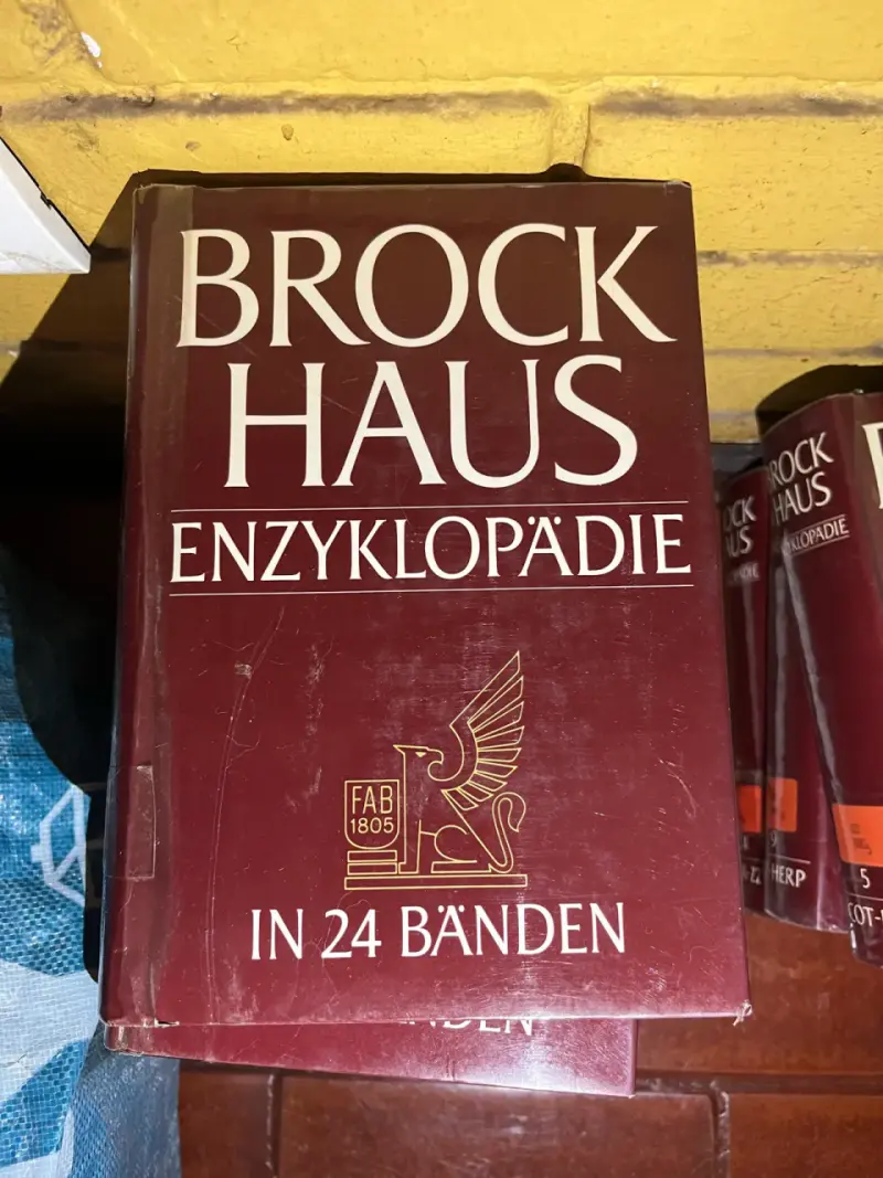 Brockhaus Enzyklopädie en 24 tomos