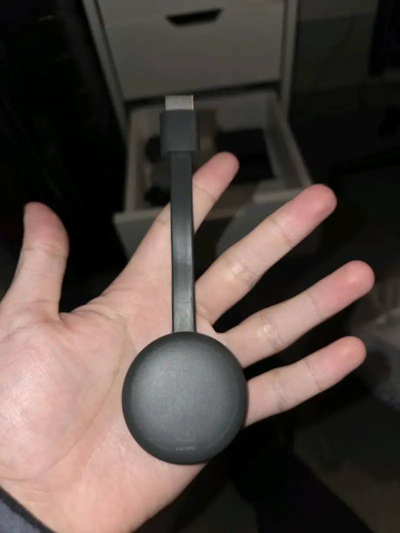 Chromecast 3 negro en buen estado - 2