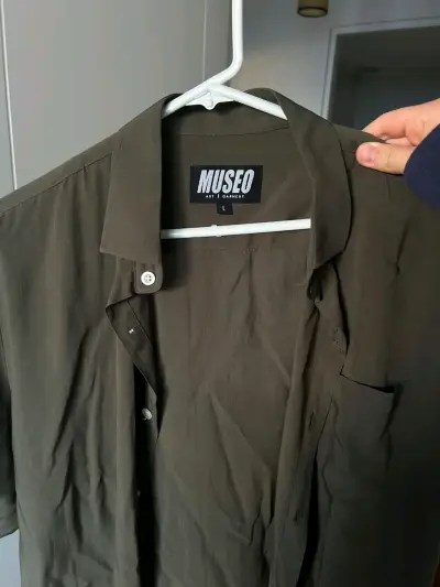 Camisa verde oliva Museo - miniatura 3