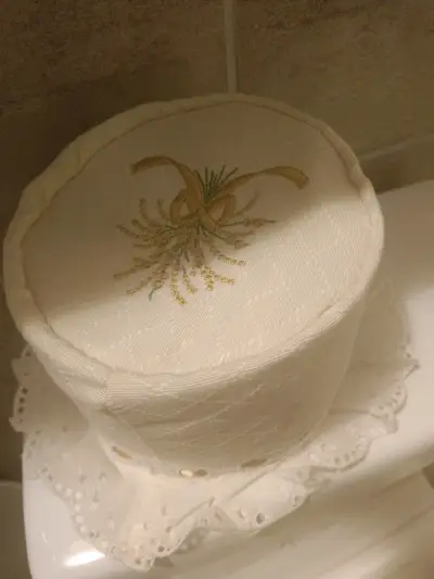 Cortina de baño beige bordada - miniatura 2