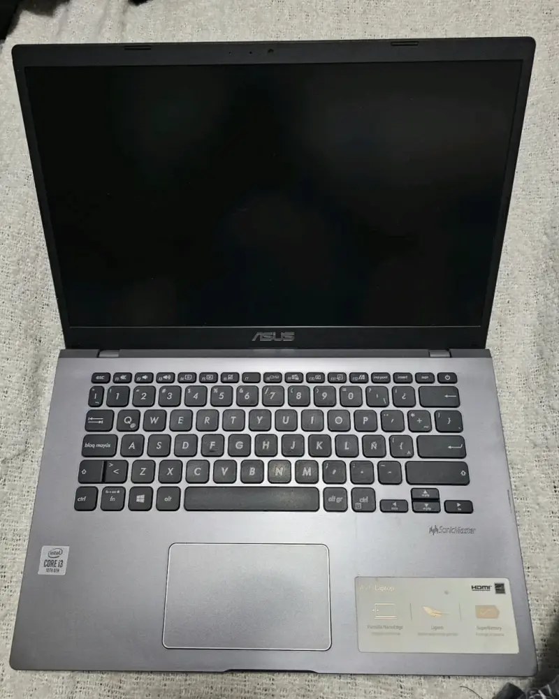 Notebook ASUS con cargador - 2