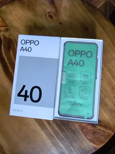 Smartphone OPPO A40 con caja - miniatura 5