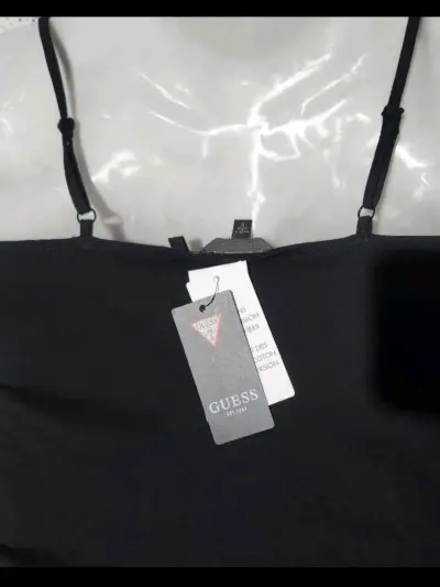 Body negro GUESS con logo multicolor talla M - miniatura 5