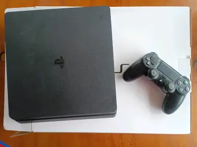 Consola PS4 Mega Pack 1TB - miniatura 3