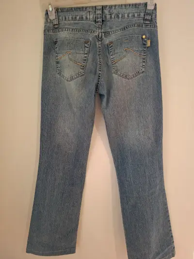 Jeans azules de mezclilla - miniatura 2