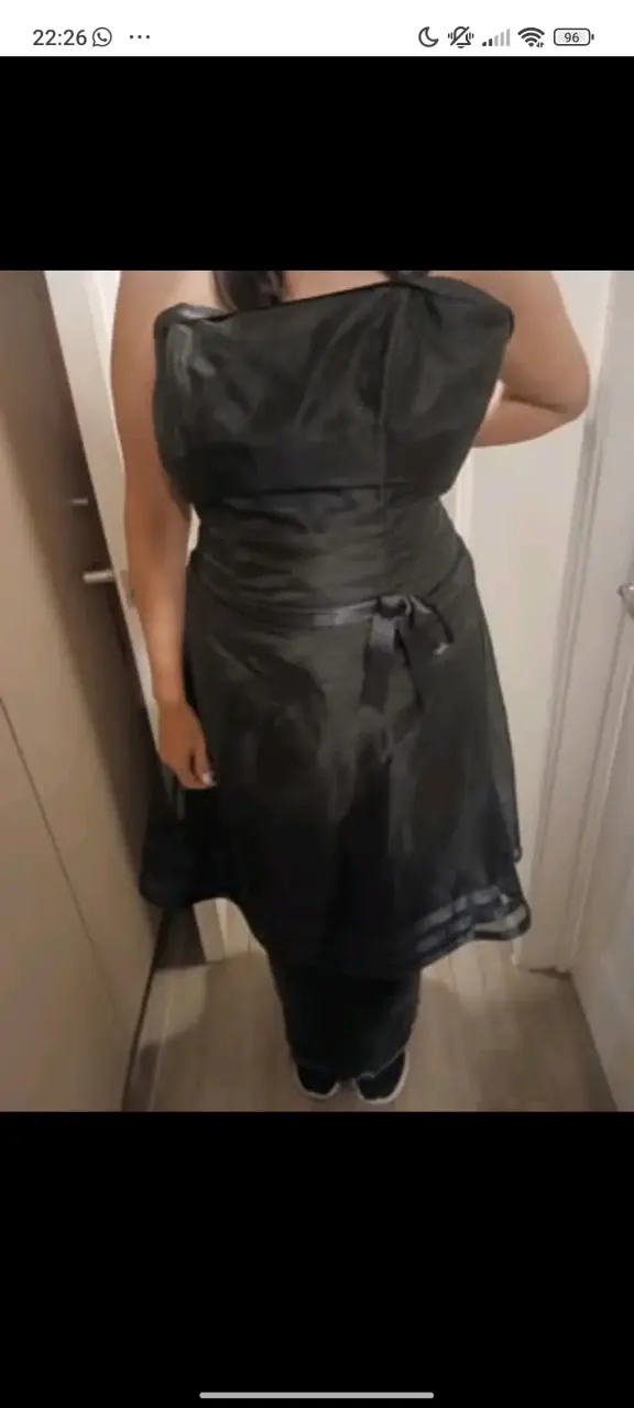 Vestido negro elegante