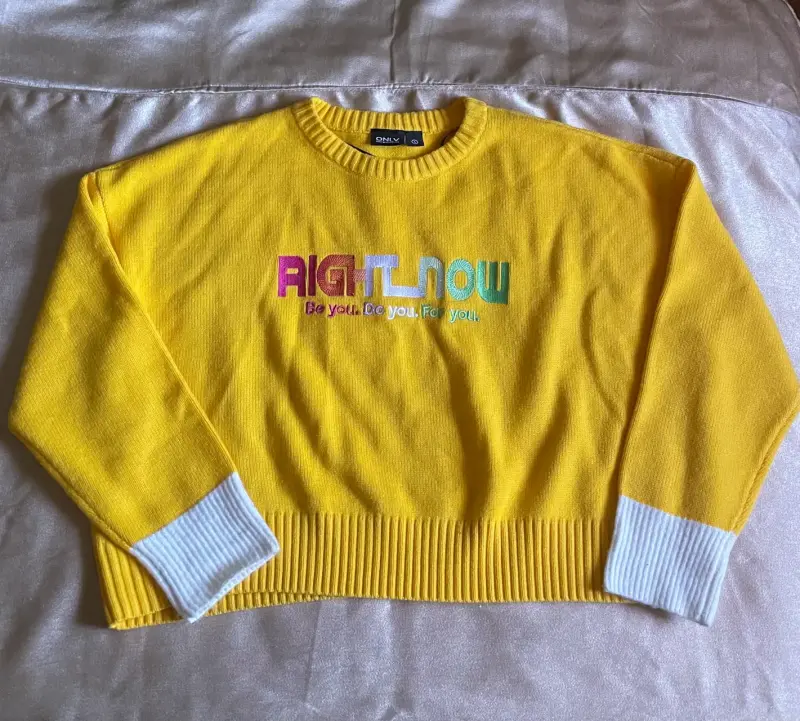 Sweater - 1