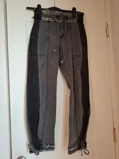 Pantalones gris oscuro ajustables - miniatura 1
