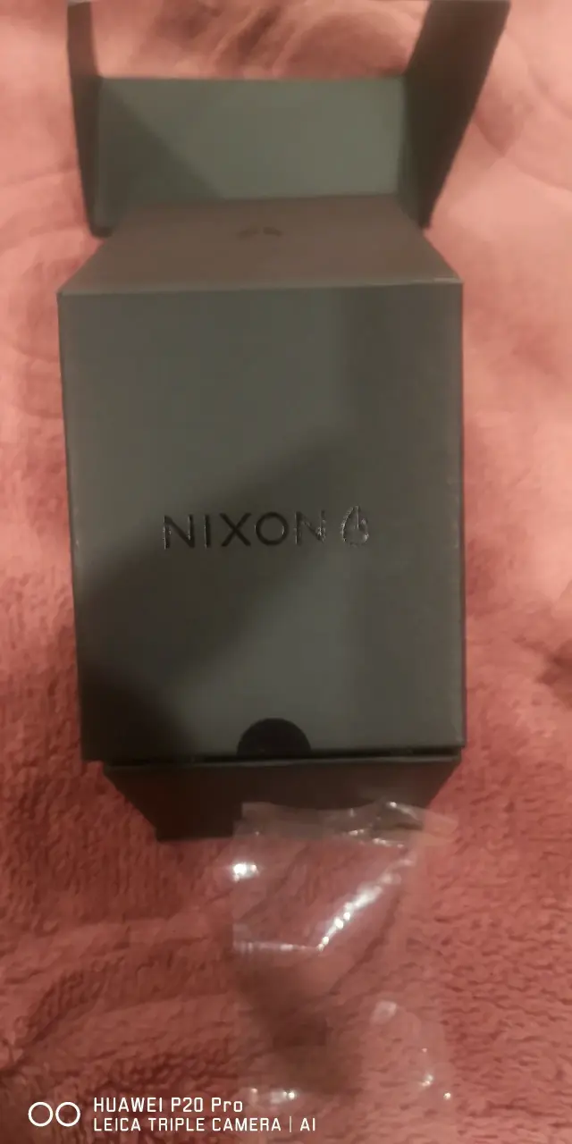Reloj digital dorado Noxin - 2