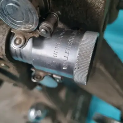 Proyector de cine vintage - miniatura 4