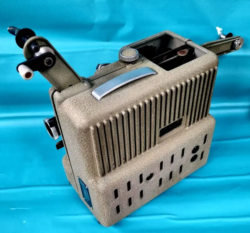 Proyector de cine antiguo - 3