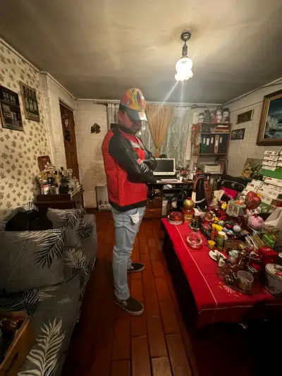 Chaqueta roja Marty Mcfly - miniatura 6