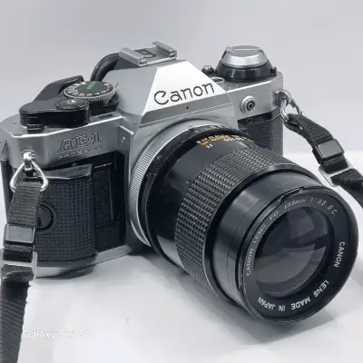 Cámara Canon AE-1 Programa - miniatura 1