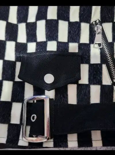 Chaqueta crop negro a cuadros - miniatura 6