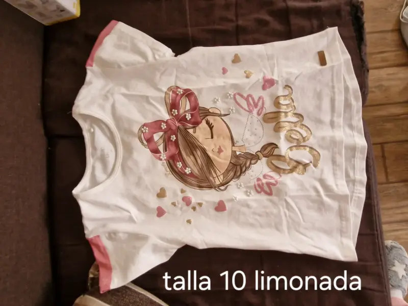 Polera infantil estampada blanca