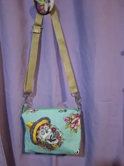 Cartera de tela estampada - miniatura 1