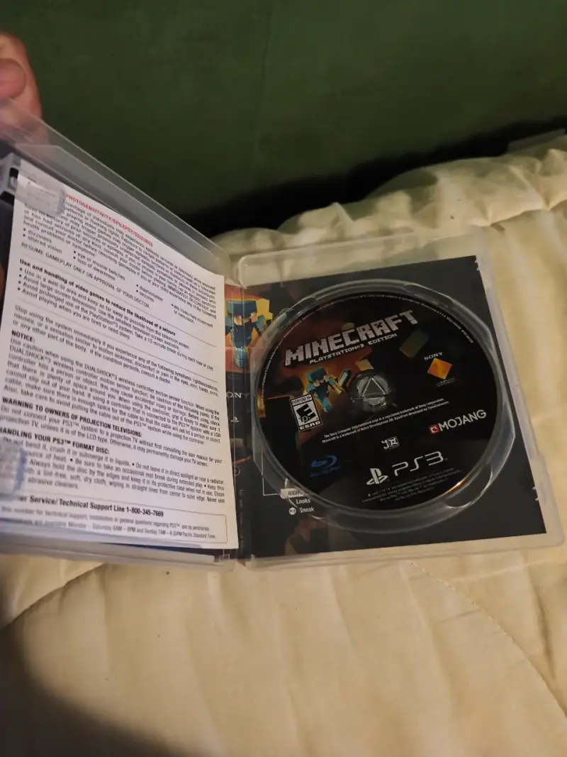 Minecraft para PS3 en buen estado - 1