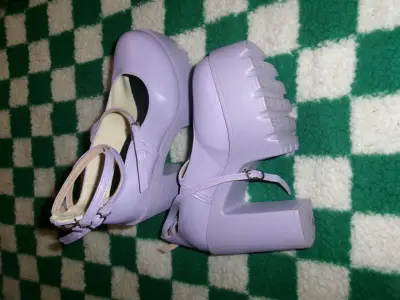 Zapatos plataforma lilas - miniatura 2