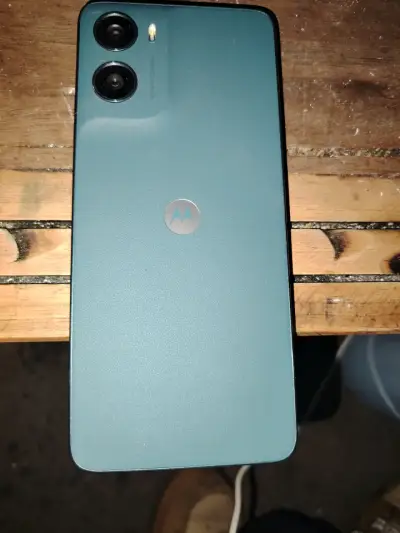 Teléfono Moto G06 128 GB - miniatura 2