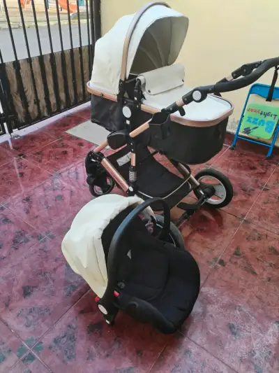 Coche de bebé 2 en 1 beige - miniatura 3