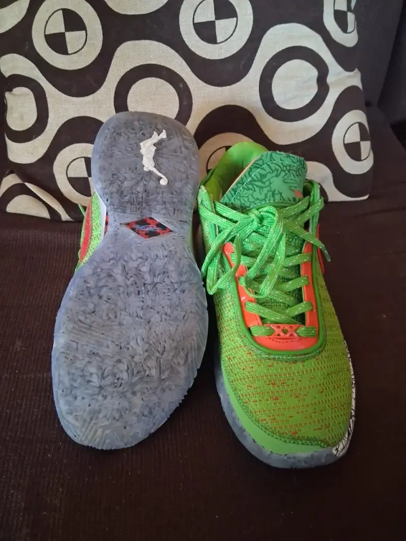 Zapatillas Nike lebron 20 y jordan 23 - 2