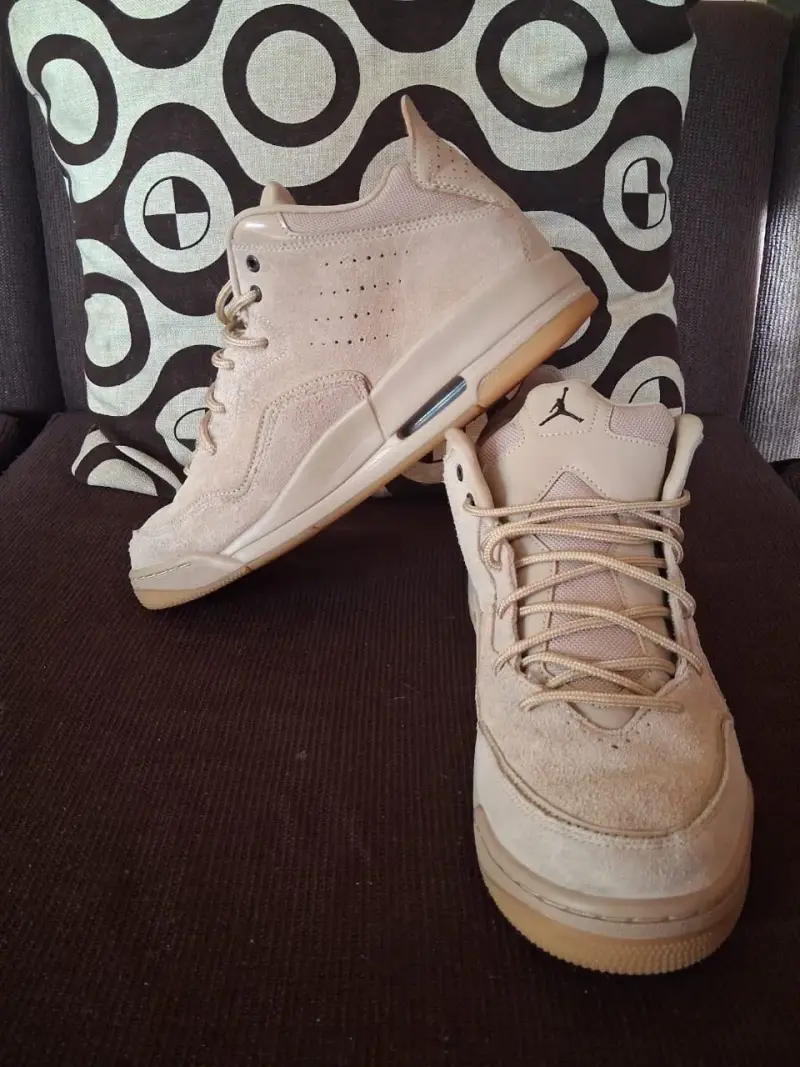 Zapatillas Nike lebron 20 y jordan 23 - 4