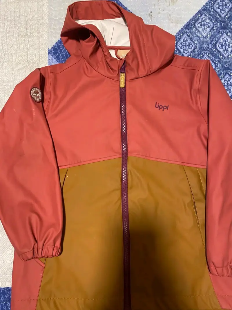 Chaquet impermeable lippí roja y marrón Talla 9y10 - 1