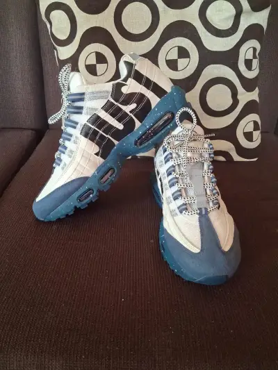Air Max 95 just doy y con colaboración con central - miniatura 1