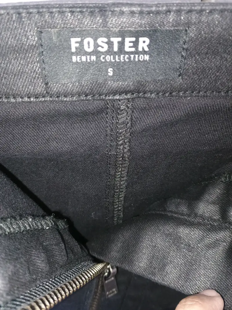 Falda ecocuero Foster - 2